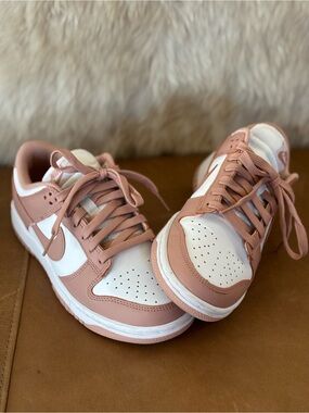 Nike Low-Top Sneakers in Rose Pink and White